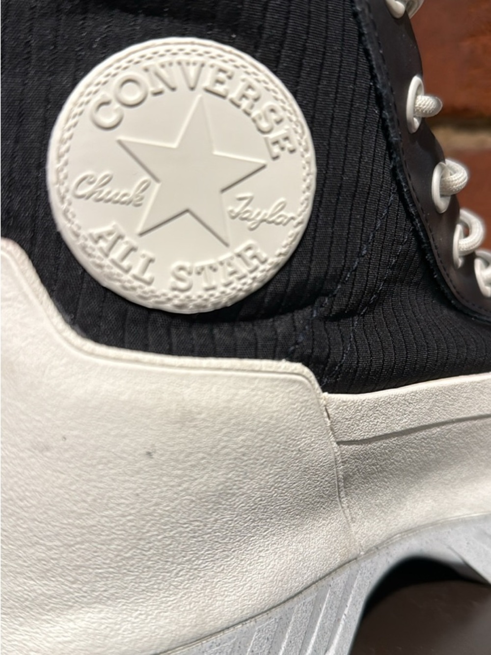 Converse White and Black High-Top All Star Boot. Wome’s Sz 9 Men’s Sz 7 - Picture 5 of 7
